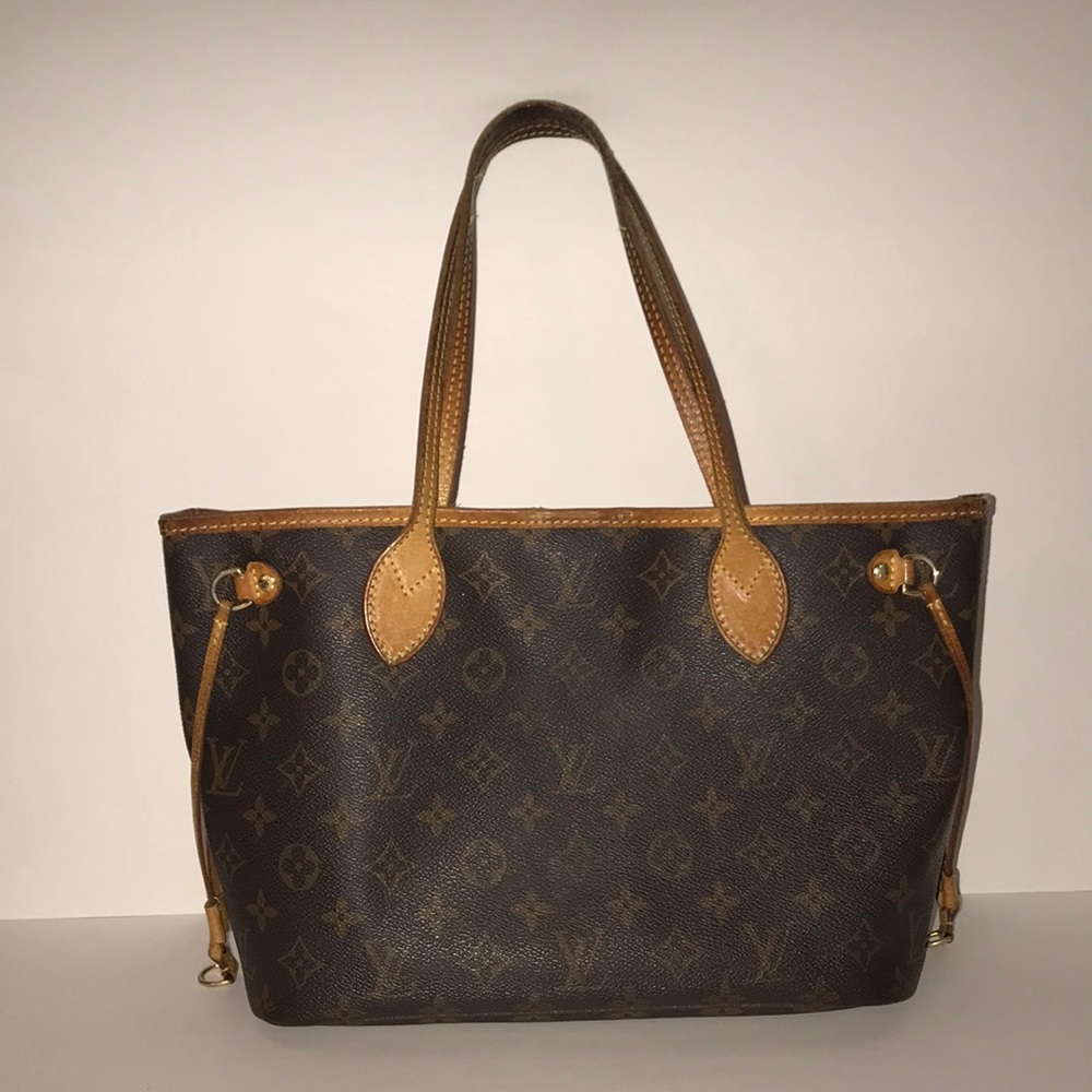Authentic Louis Vuitton Neverfull PM